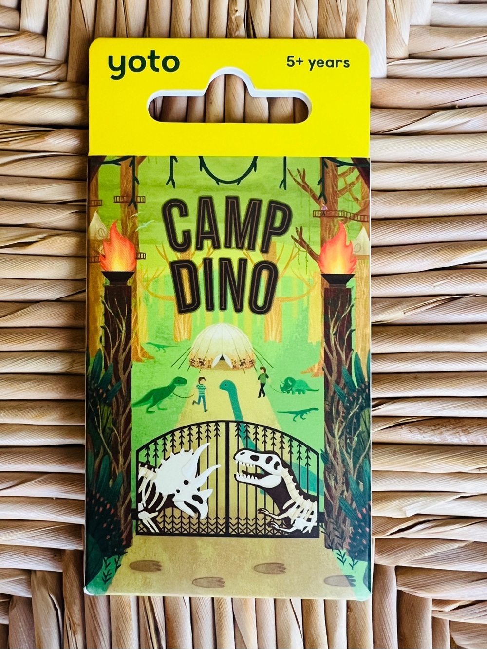 Camp dino Yoto card